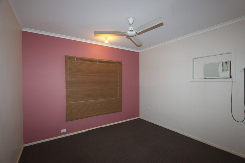 Photo - 3A Gleeson Place, Millars Well WA 6714 - Image 4