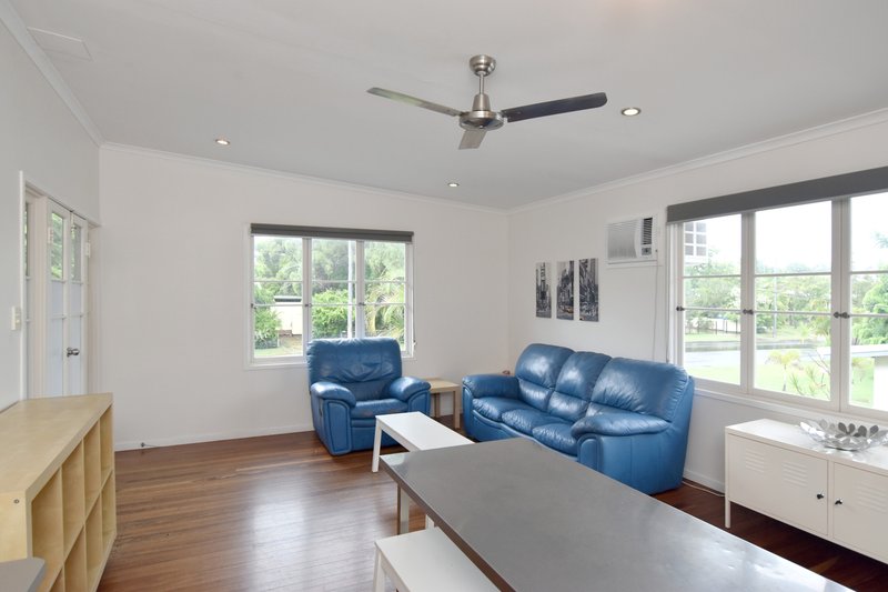 Photo - 3A Golding Street, Barney Point QLD 4680 - Image 3