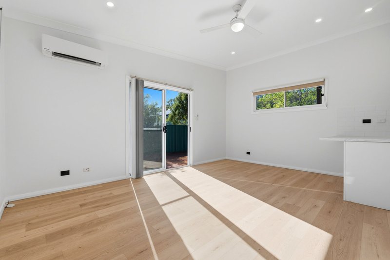 Photo - 3A Hanlan Street, Narara NSW 2250 - Image 3
