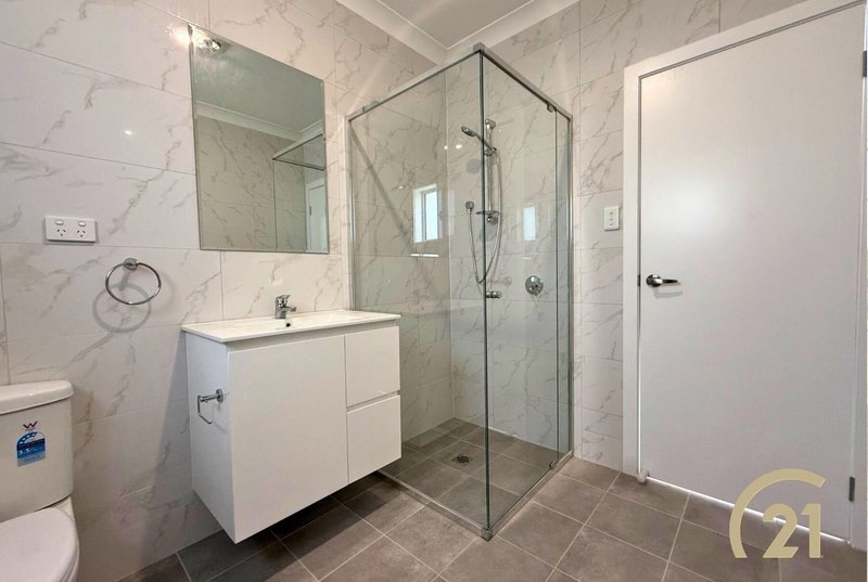 Photo - 3A Helen Street, Smithfield NSW 2164 - Image 5