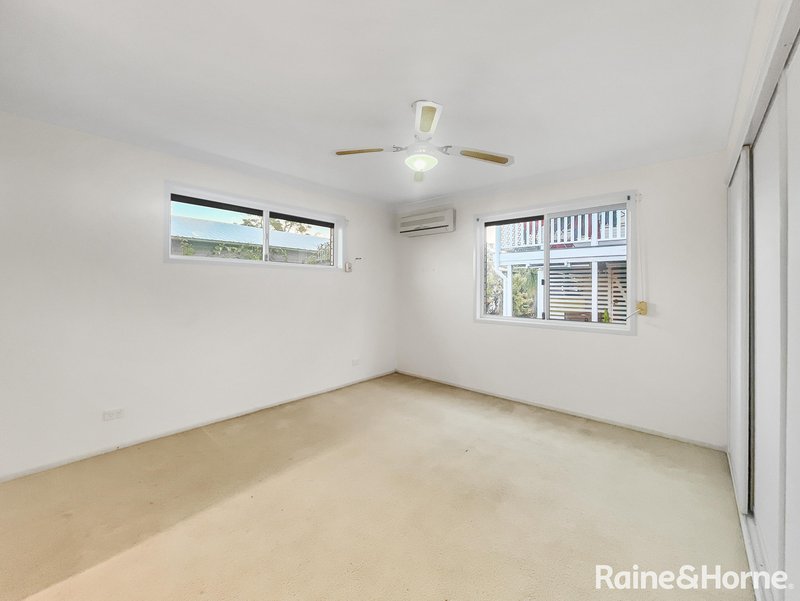 Photo - 3A Jessica Street, Taringa QLD 4068 - Image 5
