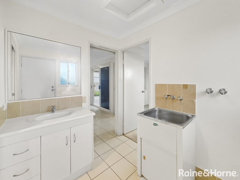 Photo - 3A Jessica Street, Taringa QLD 4068 - Image 8