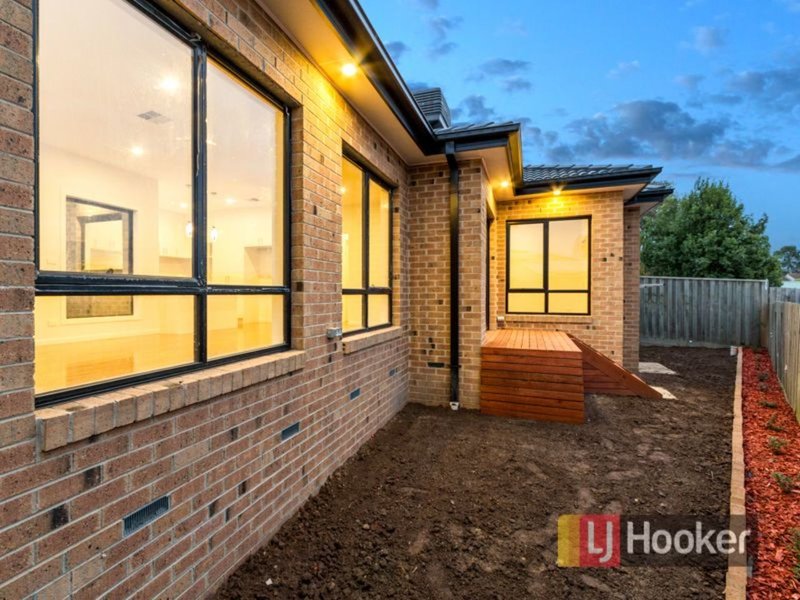 Photo - 3A Keller Court, Hampton Park VIC 3976 - Image 11