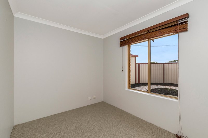 Photo - 3a Knowle Way, Warnbro WA 6169 - Image 10