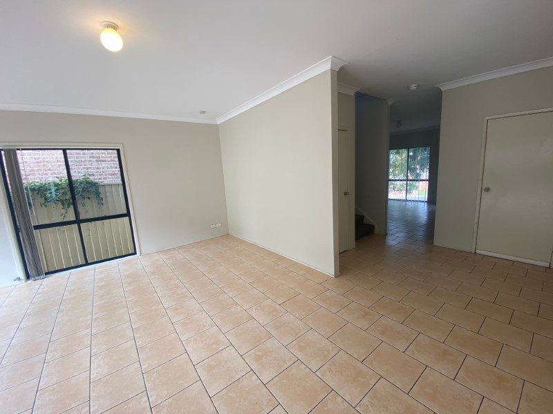 Photo - 3A Lambe Street, West Hoxton NSW 2171 - Image 4