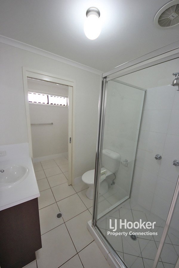 Photo - 3A Maple Street, Kallangur QLD 4503 - Image 5