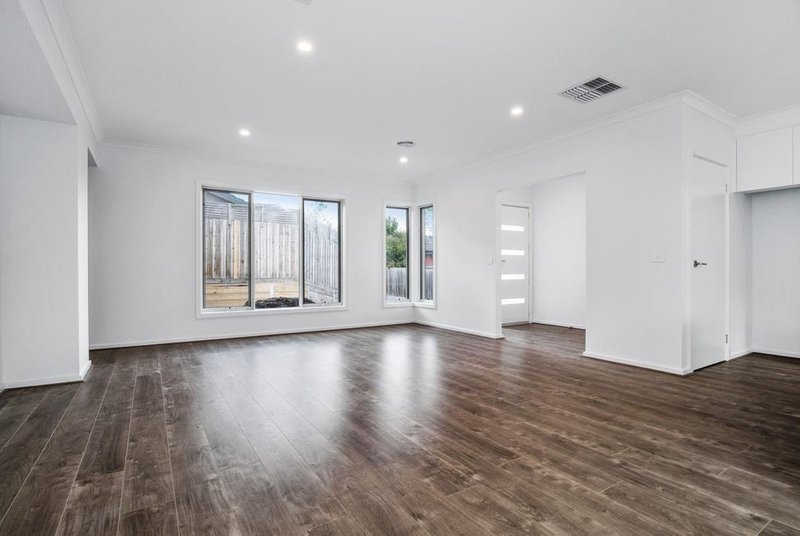 Photo - 3A Marlow Street, Mooroolbark VIC 3138 - Image 6