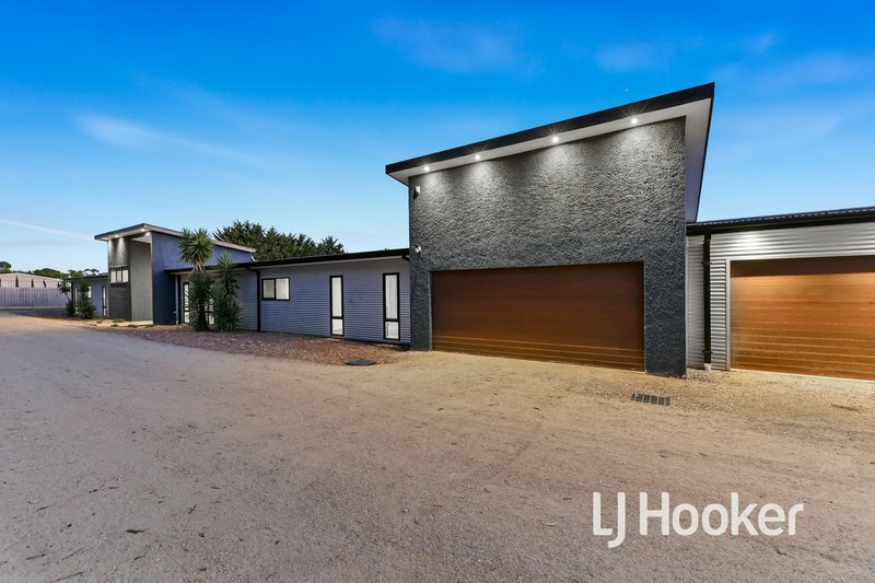 Photo - 3A Meeking Drive, Pakenham VIC 3810 - Image 2