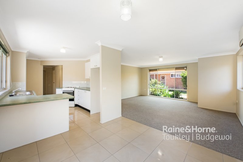 Photo - 3A Ourringo Street, Budgewoi NSW 2262 - Image 6