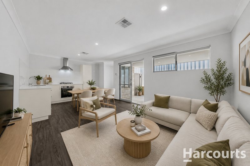 Photo - 3a Perspective Way, Sinagra WA 6065 - Image 1