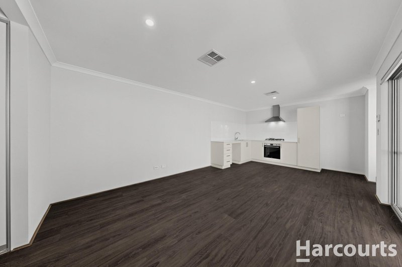 Photo - 3a Perspective Way, Sinagra WA 6065 - Image 11