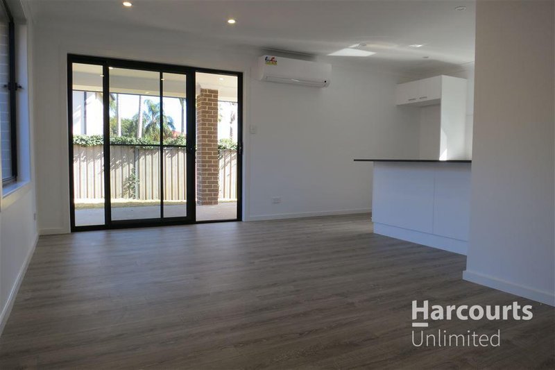 Photo - 3A Raht Place, Doonside NSW 2767 - Image 3