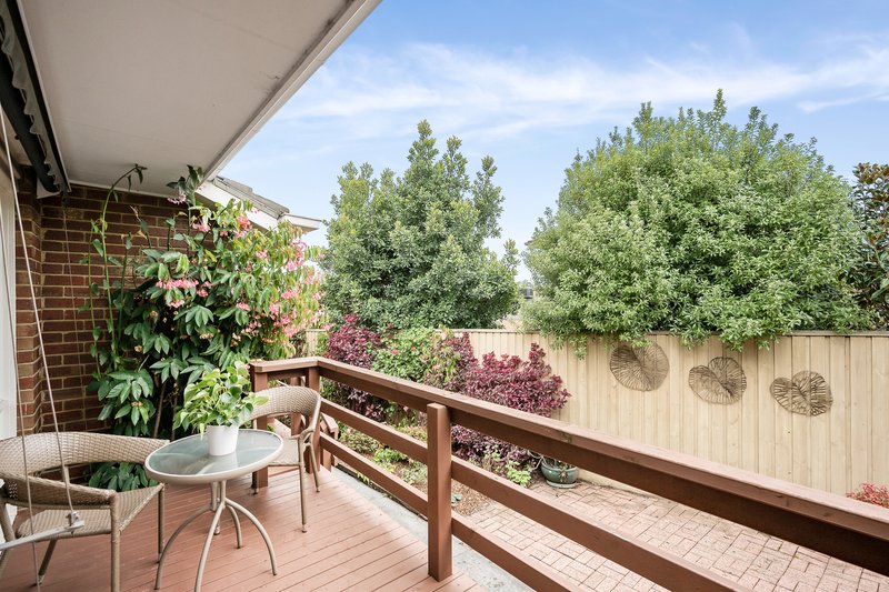 Photo - 3A Rosemary Street, Templestowe Lower VIC 3107 - Image 6