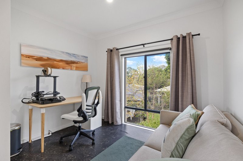 Photo - 3A Rosinia Court, Redland Bay QLD 4165 - Image 16
