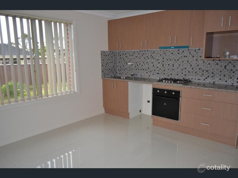 Photo - 3A Stubbs Place, Ingleburn NSW 2565 - Image 3