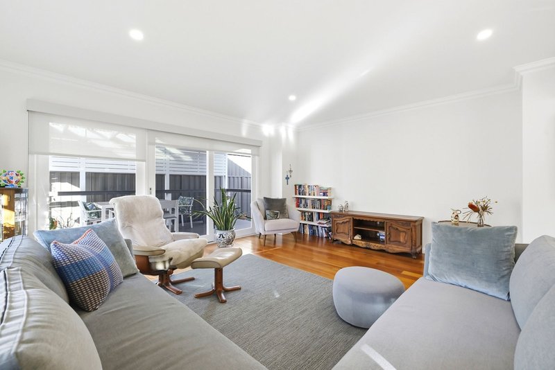 Photo - 3A Sutherland Street, Bacchus Marsh VIC 3340 - Image 9