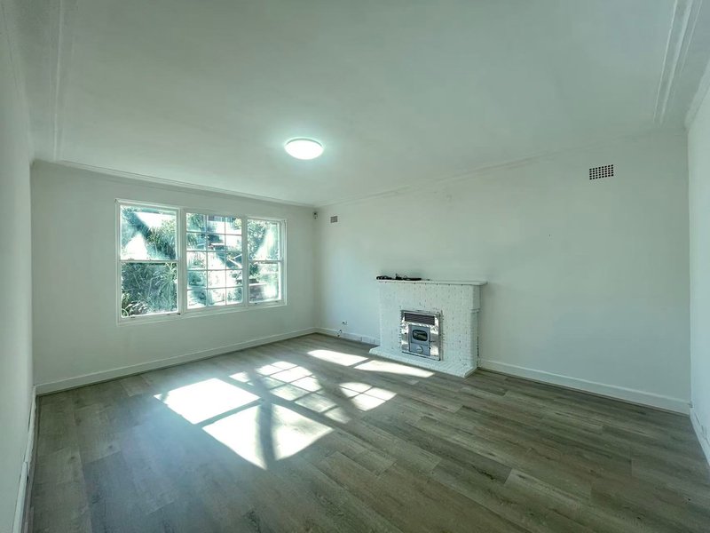 Photo - 3A Third Avenue, Eastwood NSW 2122 - Image 1