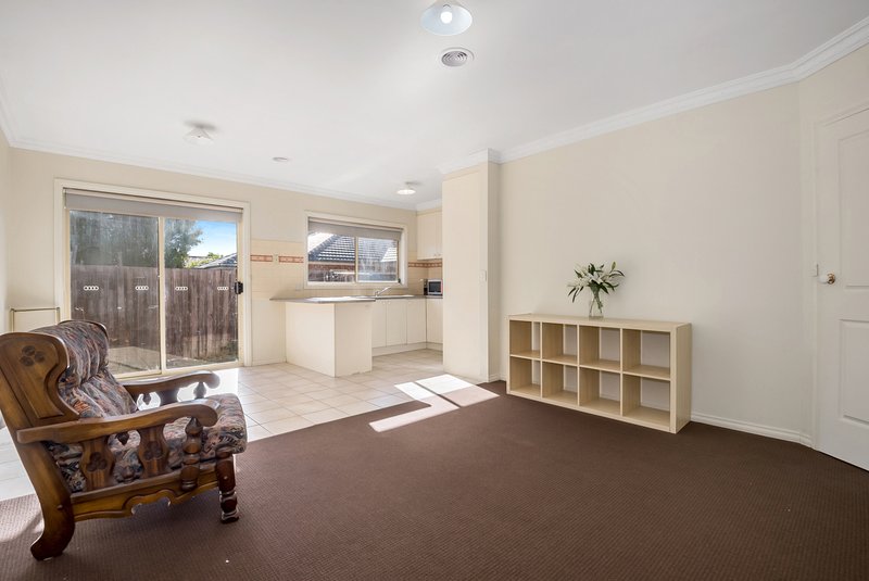 Photo - 3A Whitby Street, Reservoir VIC 3073 - Image 6