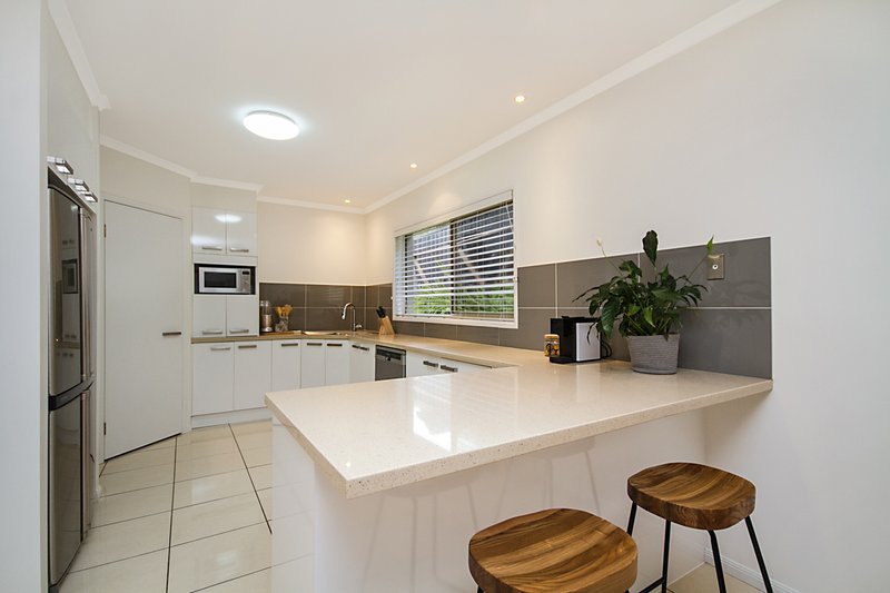 Photo - 3A Wilkinson Crescent, Currumbin Waters QLD 4223 - Image 2