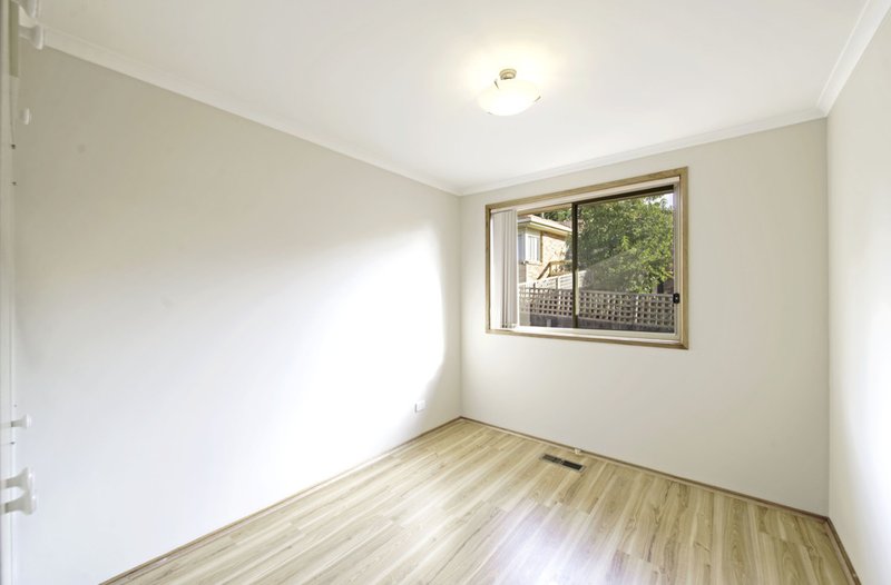 Photo - 3B Byrne Place, Jerrabomberra NSW 2619 - Image 7