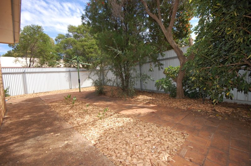 Photo - 3b Dowell Place, Griffith NSW 2680 - Image 8