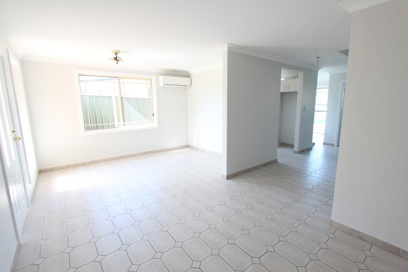 Photo - 3B Eva Avenue, Green Valley NSW 2168 - Image 2