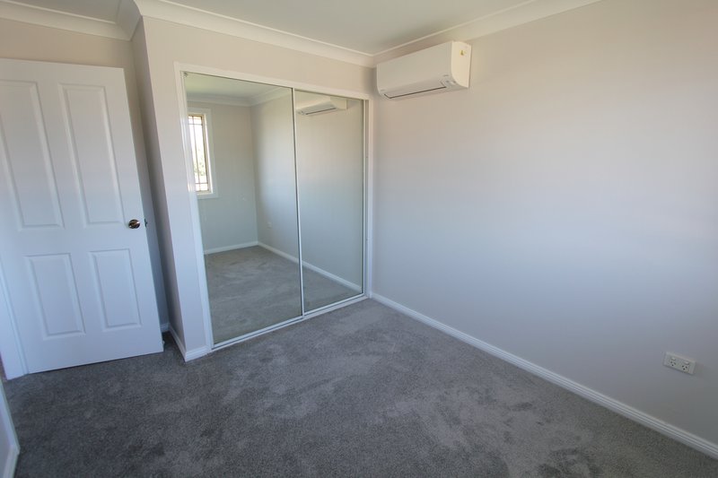 Photo - 3B Eva Avenue, Green Valley NSW 2168 - Image 5