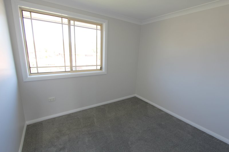 Photo - 3B Eva Avenue, Green Valley NSW 2168 - Image 6