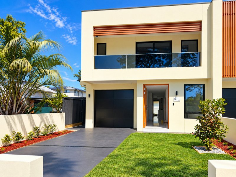 Photo - 3B Lochee Avenue, Minto NSW 2566 - Image 1