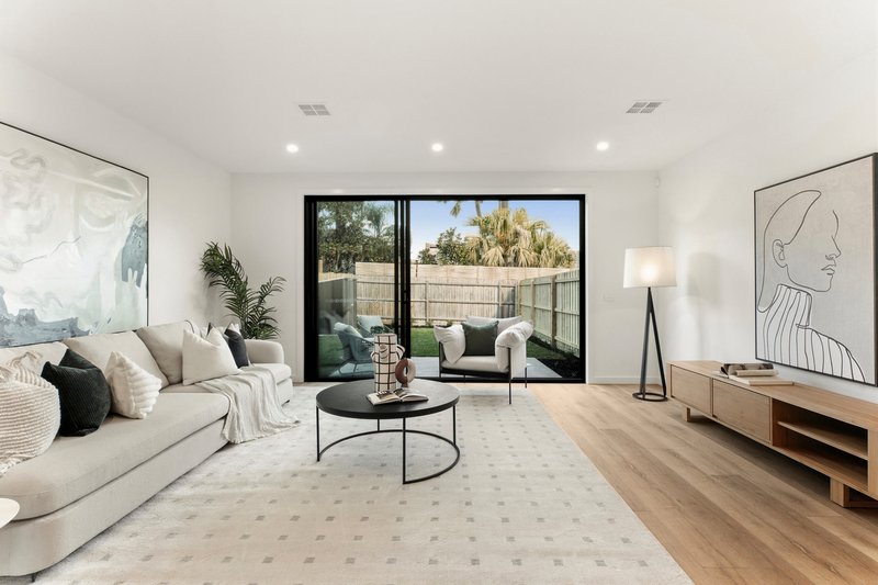 Photo - 3b Marara Road, Caulfield South VIC 3162 - Image 2