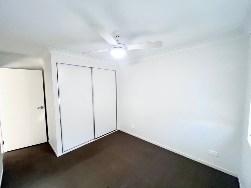 Photo - 3b Mornington Circuit, Gwandalan NSW 2259 - Image 5