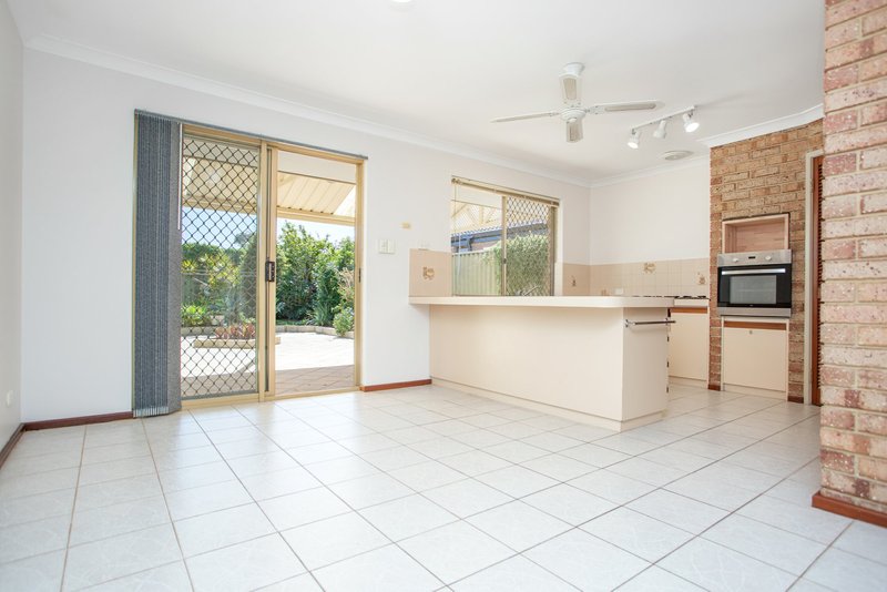 Photo - 3B Napier Road, Marangaroo WA 6064 - Image 5