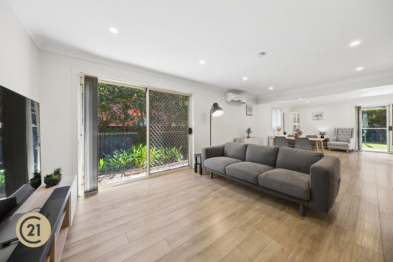 Photo - 3B Neptune Place, West Pennant Hills NSW 2125 - Image 2