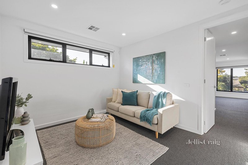 Photo - 3B Norville Street, Bentleigh East VIC 3165 - Image 5