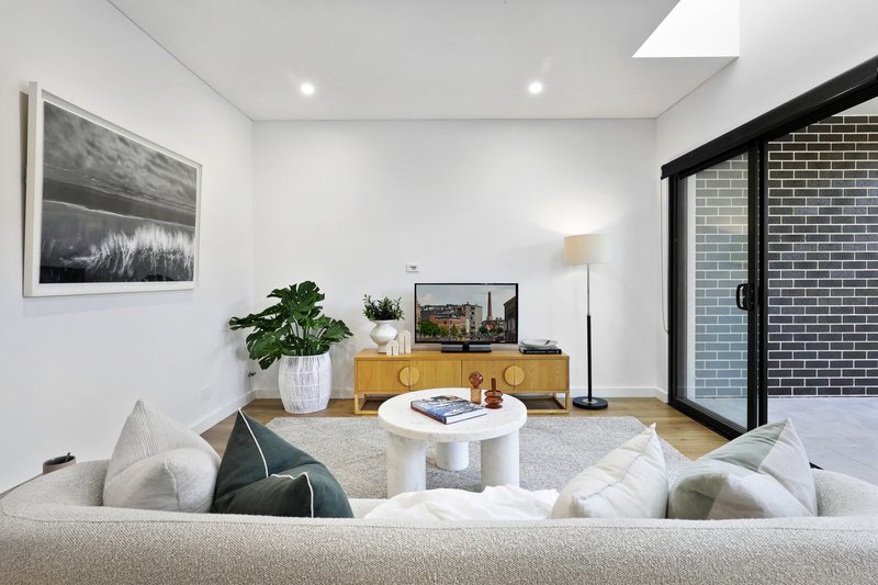 Photo - 3B Overhill Road, Primbee NSW 2502 - Image 6
