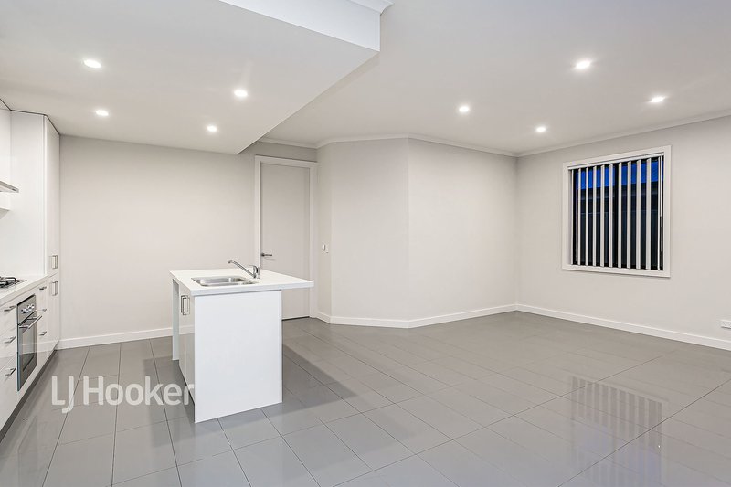 Photo - 3b Parkinson Street, Elizabeth Downs SA 5113 - Image 4