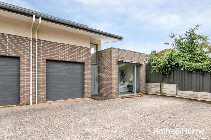 Photo - 3B Selbourne Avenue, Rostrevor SA 5073 - Image 2