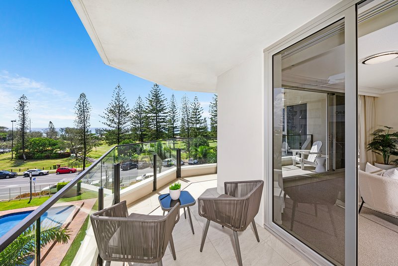 Photo - 3B/1 Albert Avenue, Broadbeach QLD 4218 - Image 2