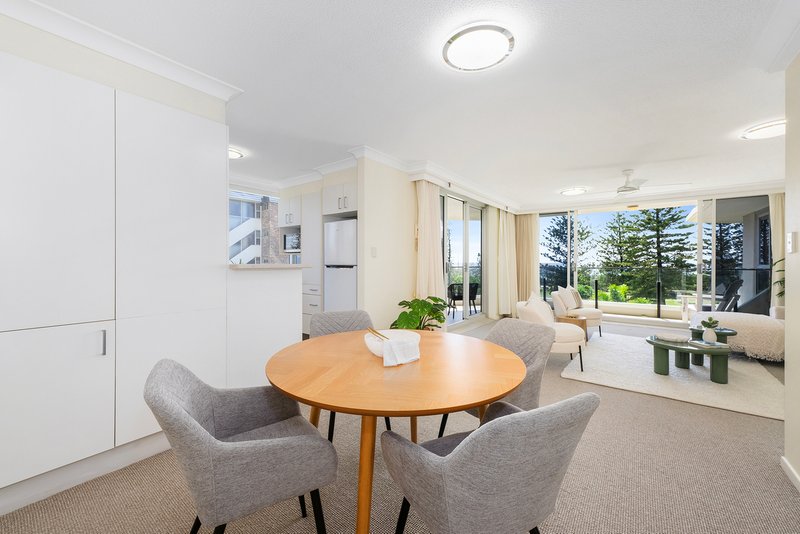 Photo - 3B/1 Albert Avenue, Broadbeach QLD 4218 - Image 4