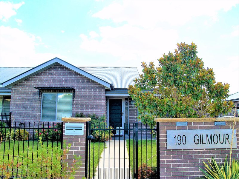 4 /190 Gilmour Street, Kelso NSW 2795