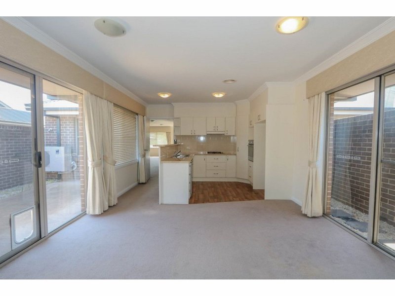 Photo - 4 /190 Gilmour Street, Kelso NSW 2795 - Image 3