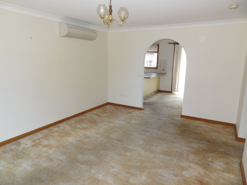 Photo - 4 /207 Keppel Street, Bathurst NSW 2795 - Image 2