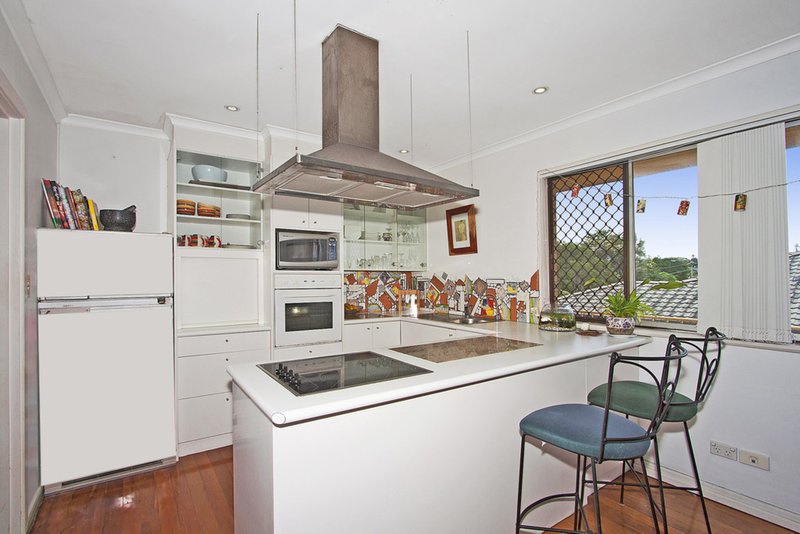 Photo - 4 / 47 Coolangatta Road, Coolangatta QLD 4225 - Image 4