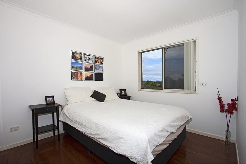 Photo - 4 / 47 Coolangatta Road, Coolangatta QLD 4225 - Image 7