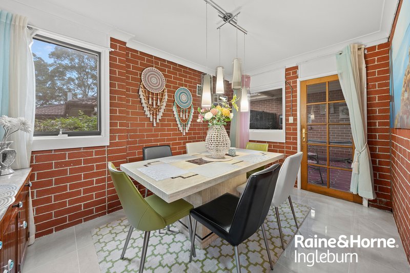Photo - 4 & 4A Swallow Place, Ingleburn NSW 2565 - Image 10