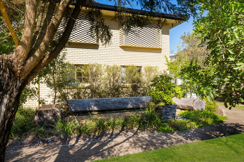 Photo - 4-6 Creek Street, Samford Village QLD 4520 - Image 1