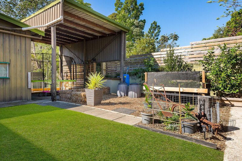 Photo - 4-6 Creek Street, Samford Village QLD 4520 - Image 2