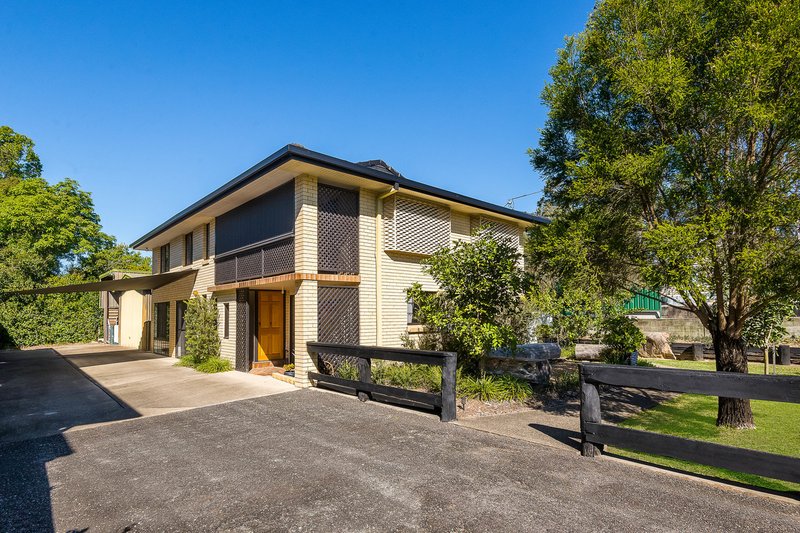 Photo - 4-6 Creek Street, Samford Village QLD 4520 - Image 15