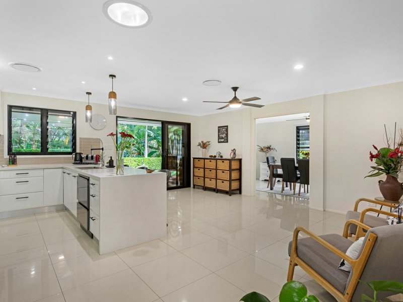 Photo - 4-6 Gleneagle Court, Bonogin QLD 4213 - Image 13