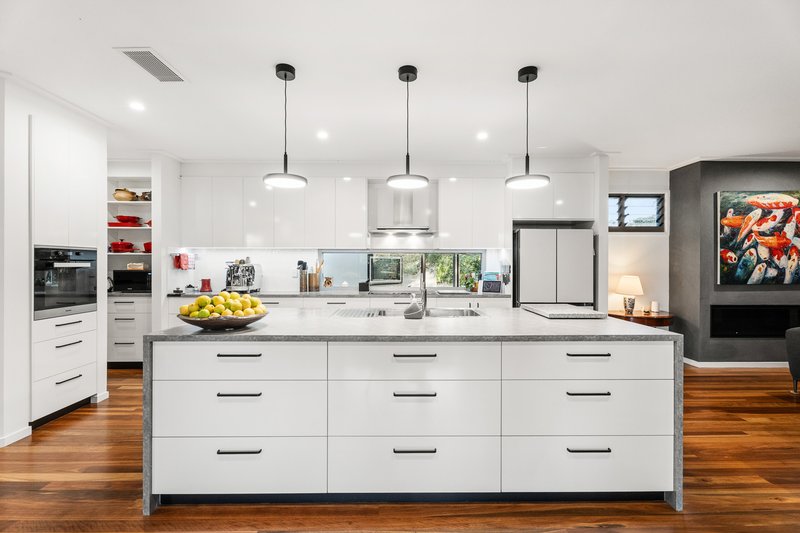 Photo - 4-6 Jubata Court, Burrum Heads QLD 4659 - Image 3